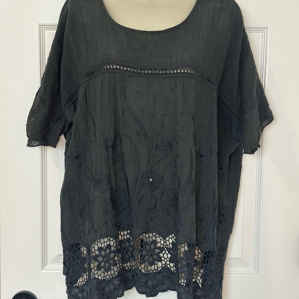 Elegant Black/Grey Linen Lace Trim Women's Oversized T-Shirt Blouse